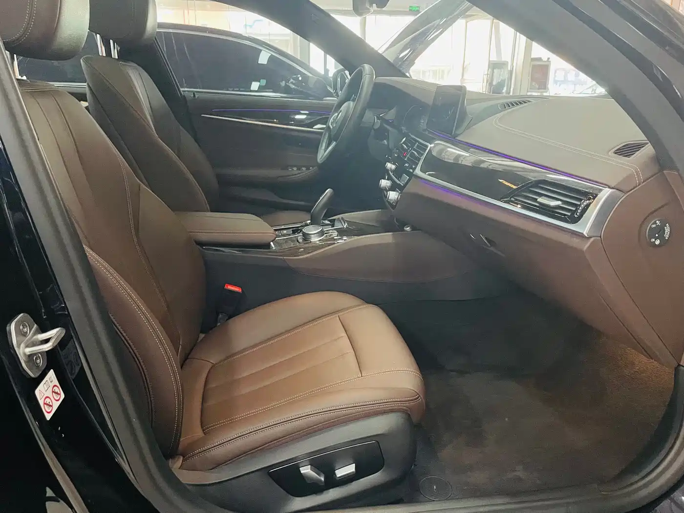BMW 5 Series 2020 525Li M Sport Package фото 15