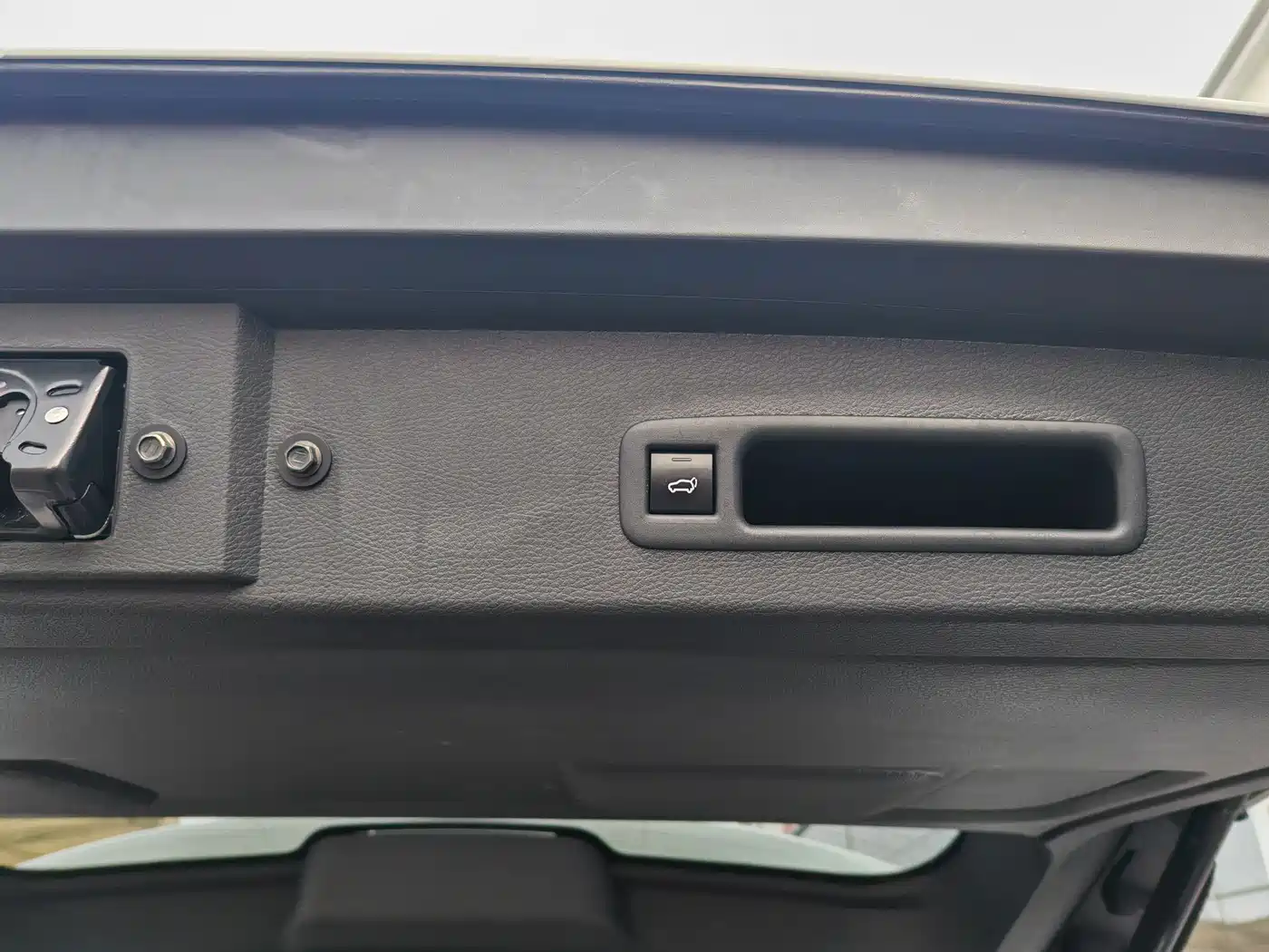 Toyota Sienna 2023 2.5L Hybrid Comfort Edition фото 16