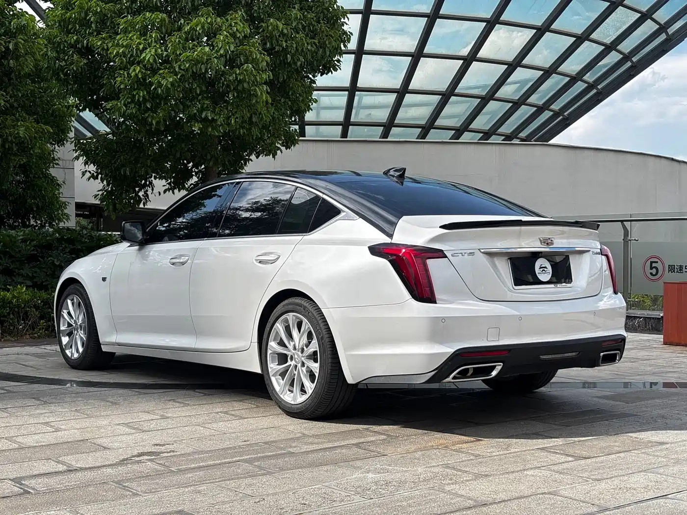 CADILLAC CT5