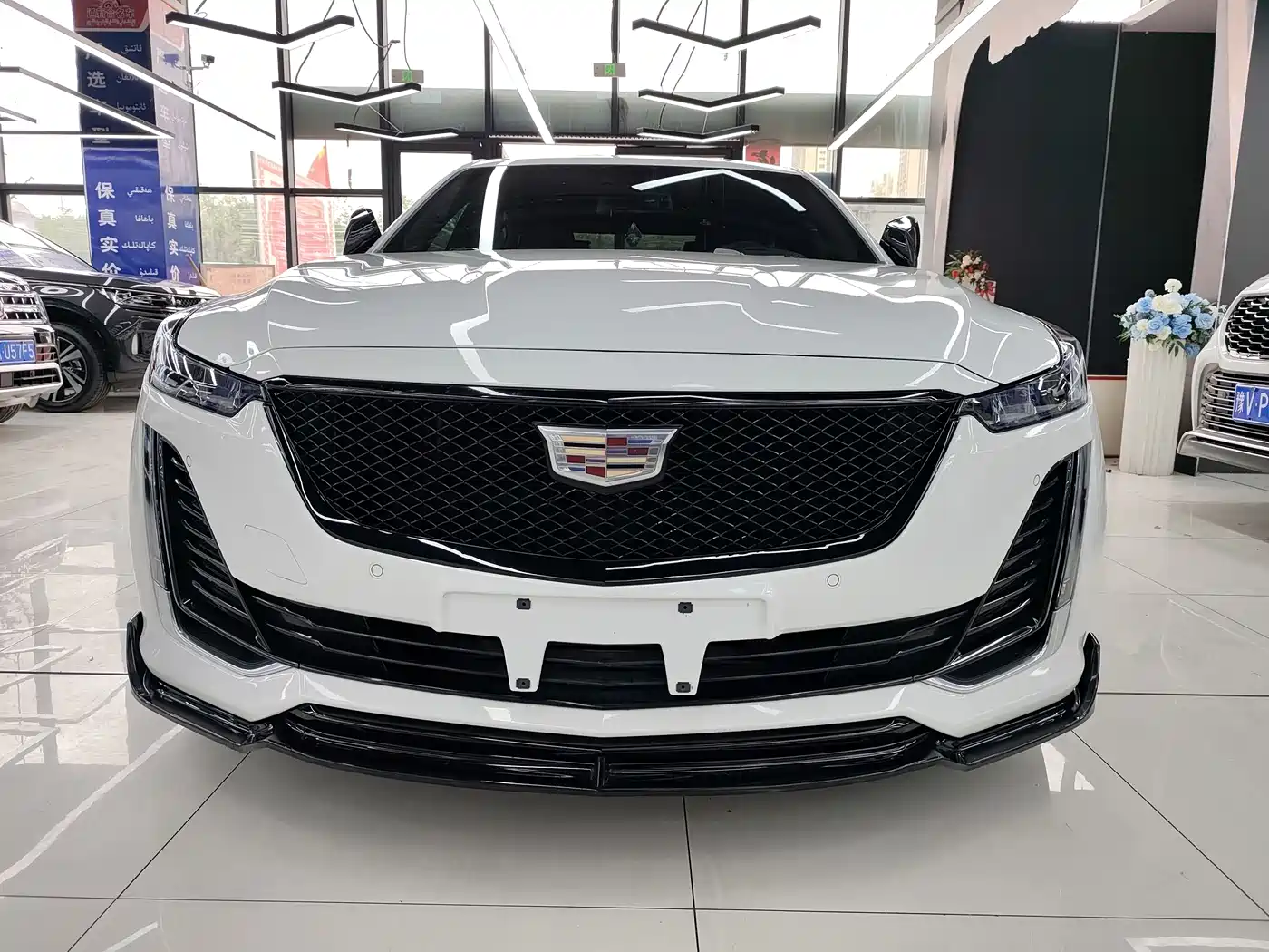Cadillac CT5 2023 28T Prestige Style фото 2
