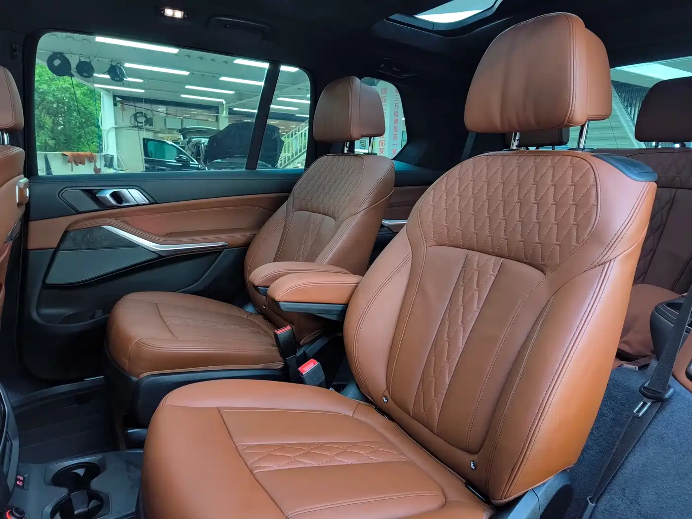 BMW X7 2023 xDrive40i Exclusive M Sport Package фото 16