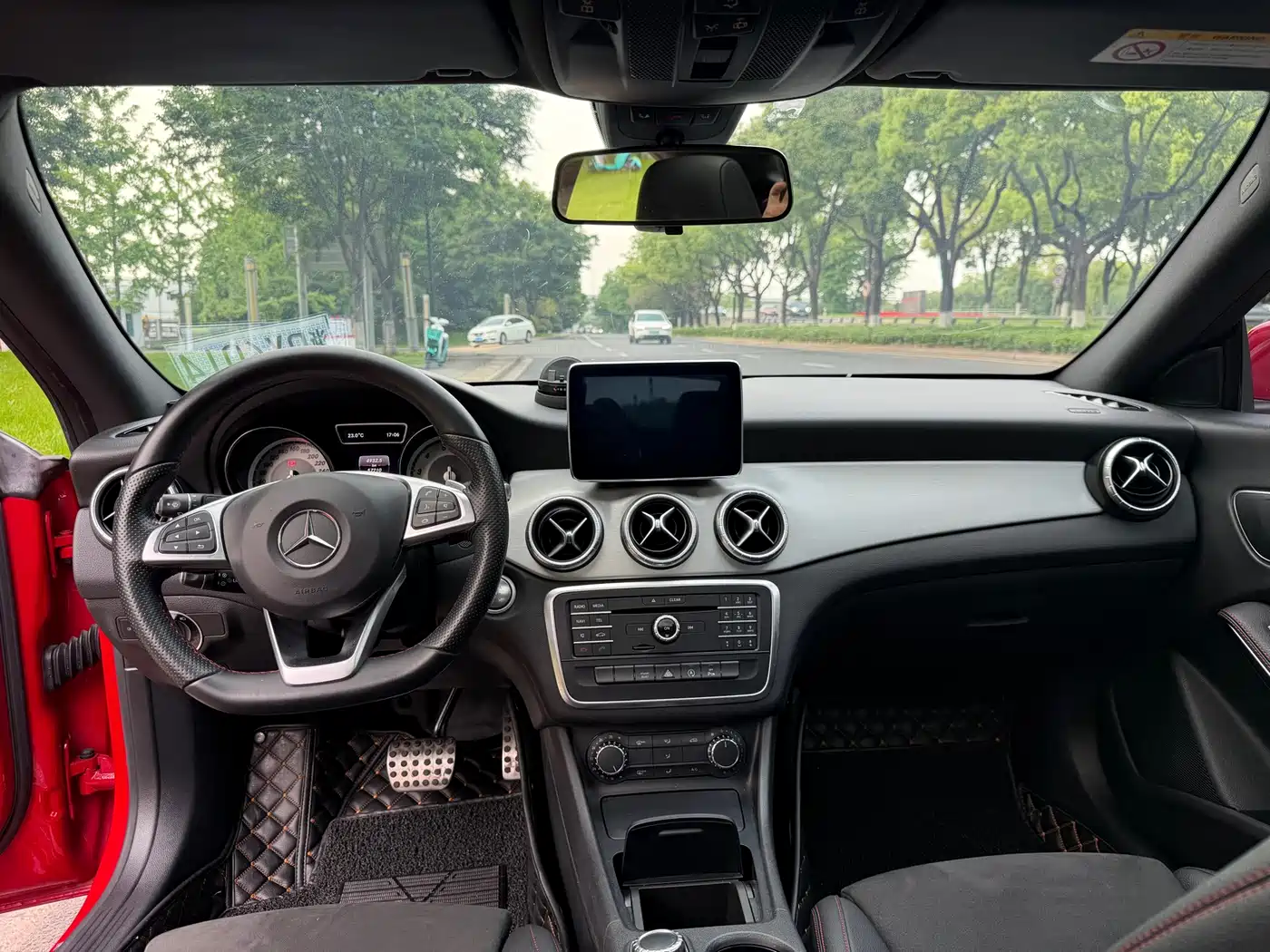 Mercedes-Benz CLA (Import) 2015 CLA 220 4MATIC фото 13