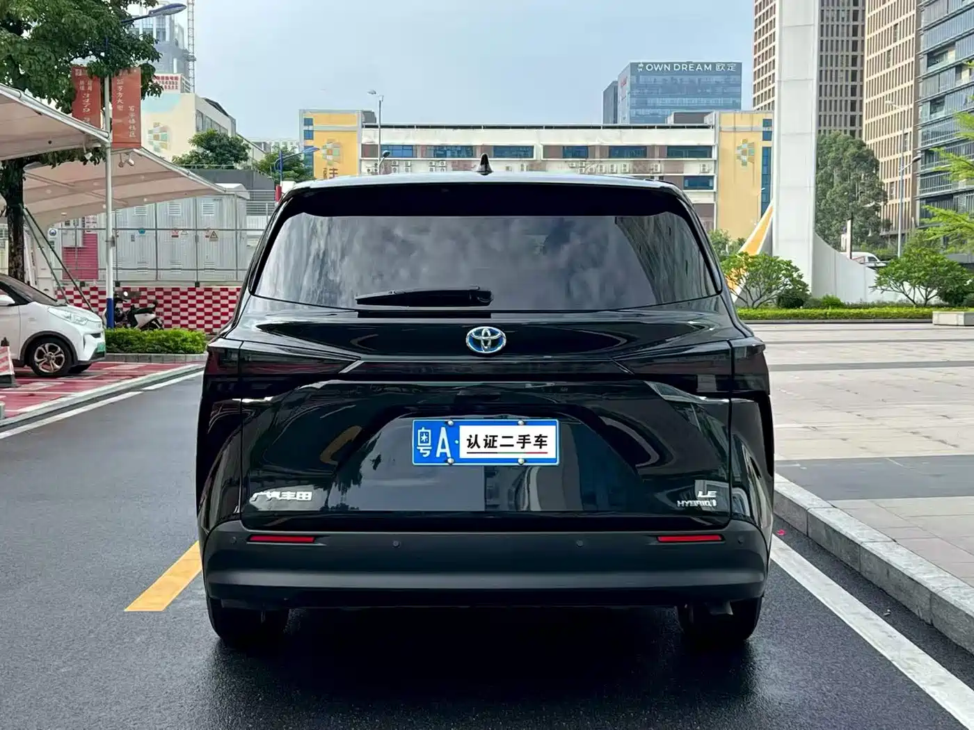 TOYOTA SIENNA