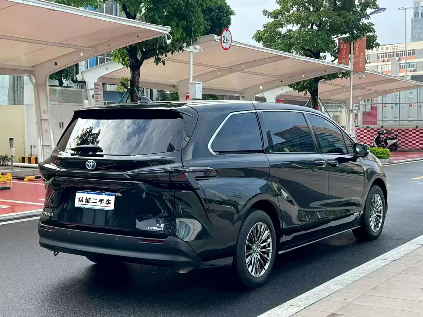 TOYOTA SIENNA