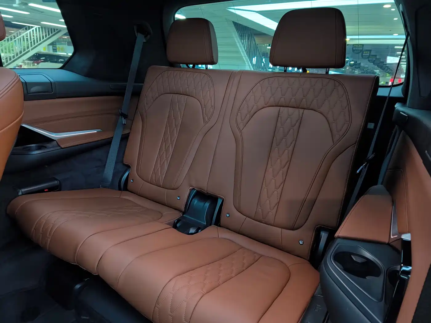 BMW X7 2023 xDrive40i Exclusive M Sport Package фото 17