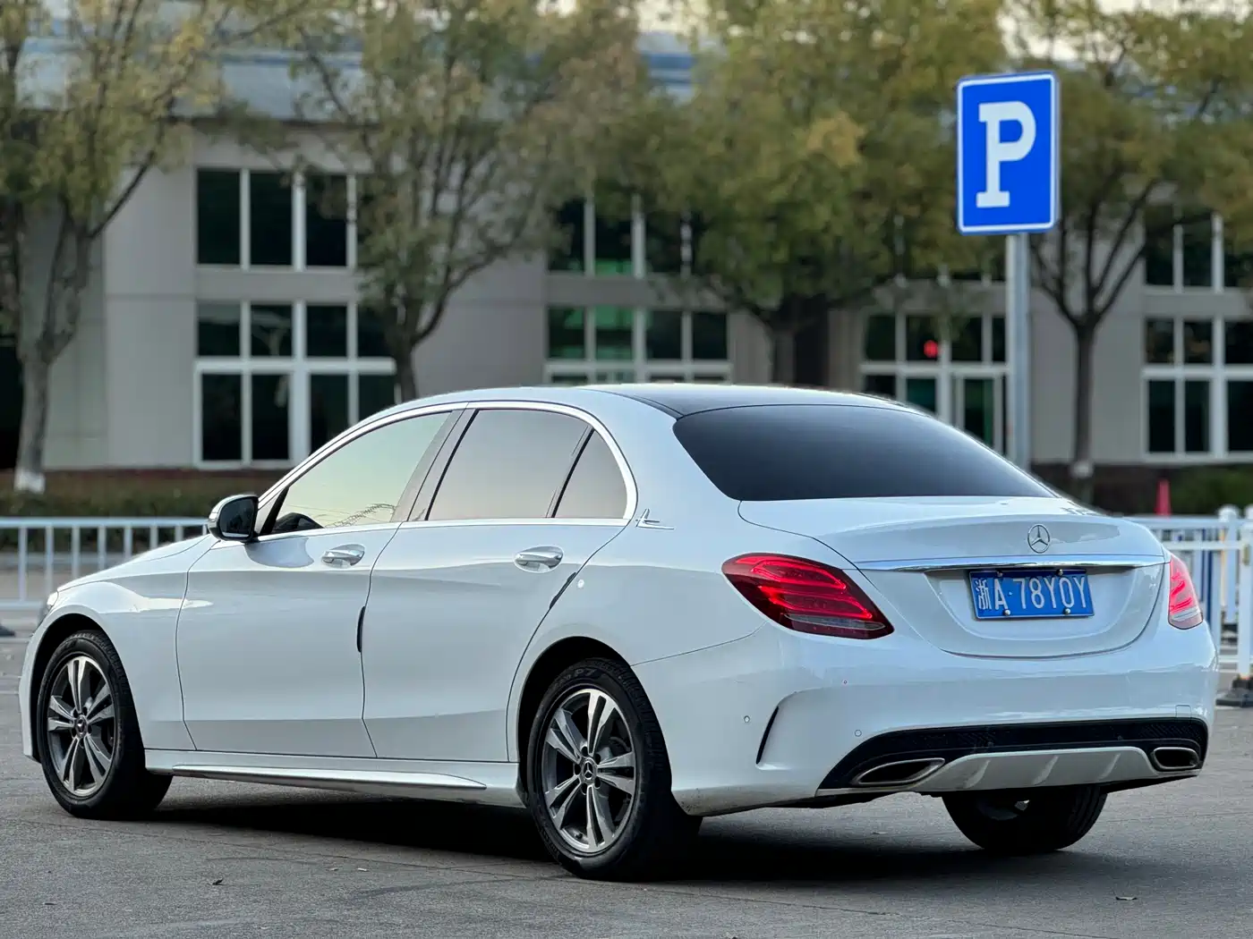 Mercedes-Benz C-Class 2018 C 200 L Sport Edition фото 3