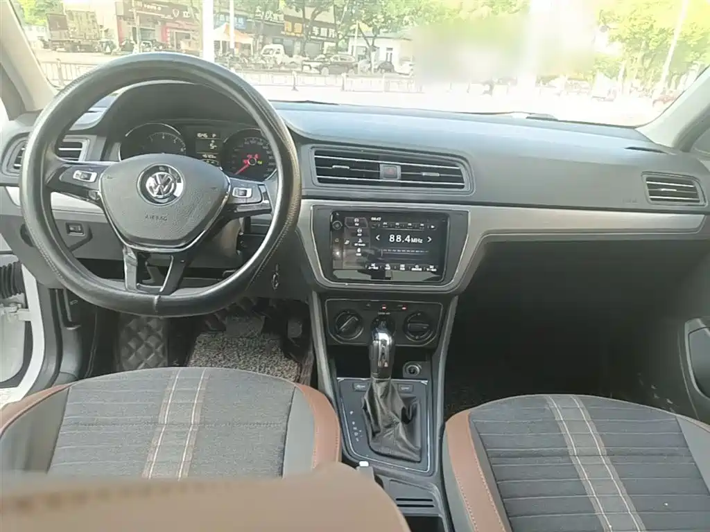 Volkswagen Lavida 2019 Lavida Start 1.5L Auto Comfort (China VI) фото 10