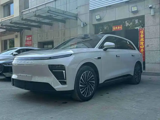 Exeed Exlantix ET 2024 Extended Range 240 Ultra AWD