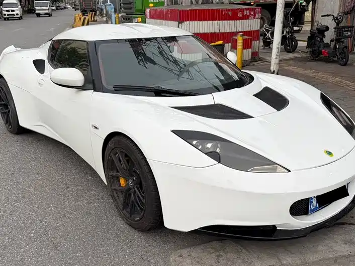 Lotus Cars Evora 2011 3.5 V6 IPS фото 2