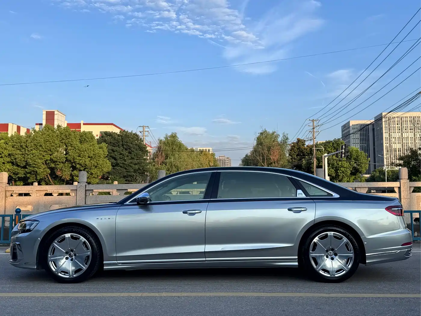 Фото 3 - Audi A8