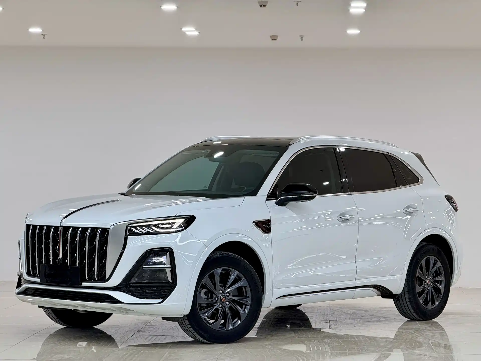 صورة 1 - Hongqi HS5