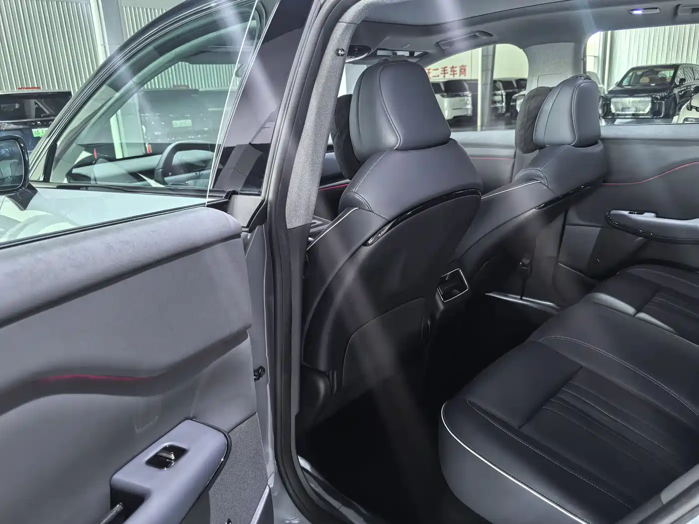 Voyah Auto Voyah Zhiyin 2024 Long Range Smart Edition фото 7