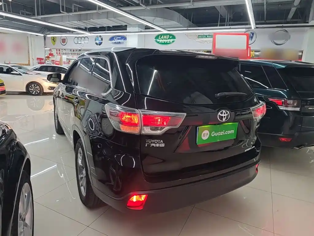 Toyota Highlander 2015 2.0T AWD Luxury Edition 7-seater фото 5
