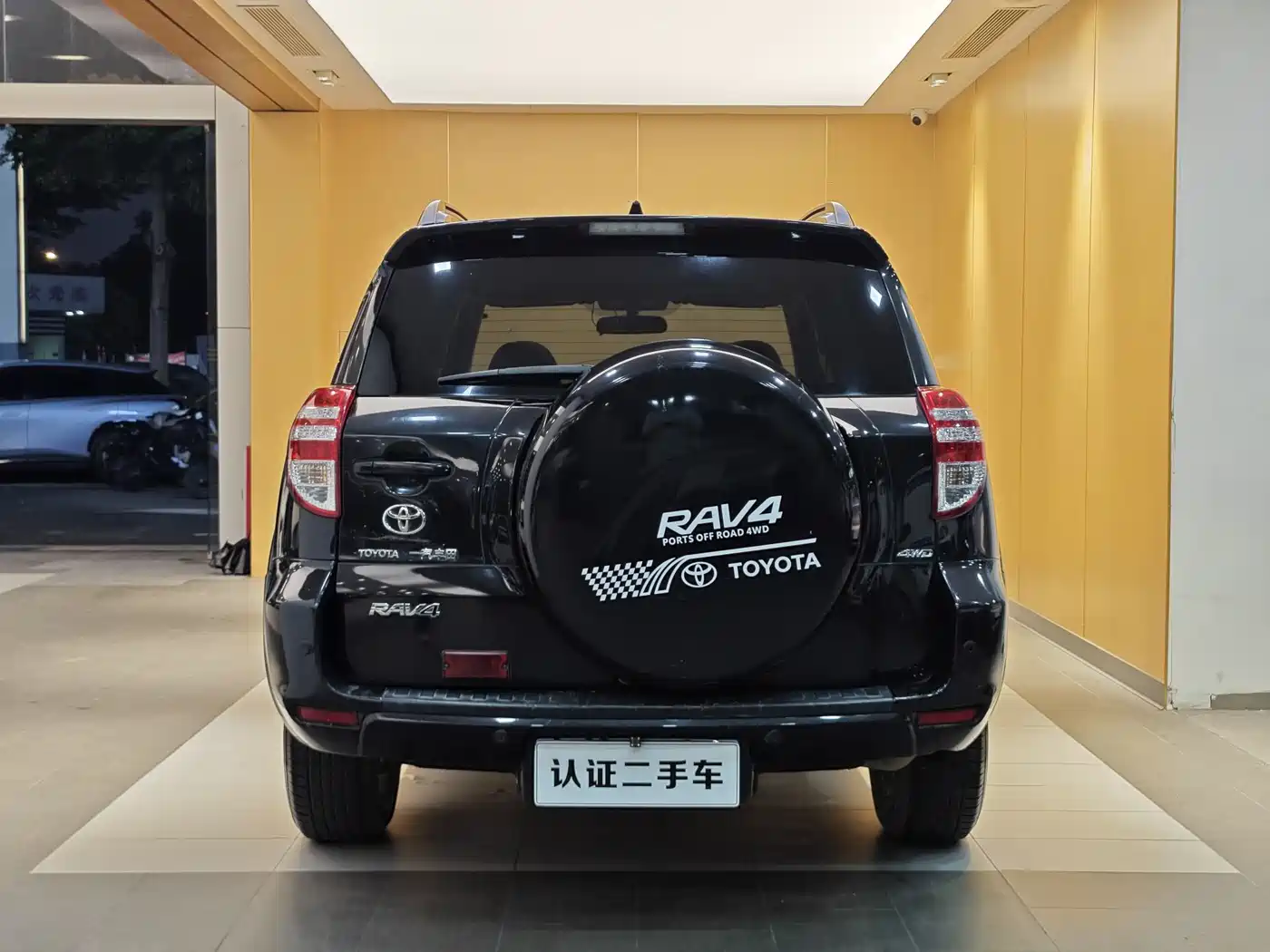 Toyota RAV4 Rongfang 2011 2.4L Automatic 4WD Luxury Edition фото 29