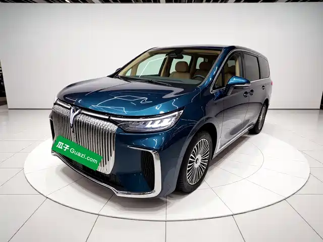 Voyah Dreamer PHEV, полный привод, флагман Kunpeng