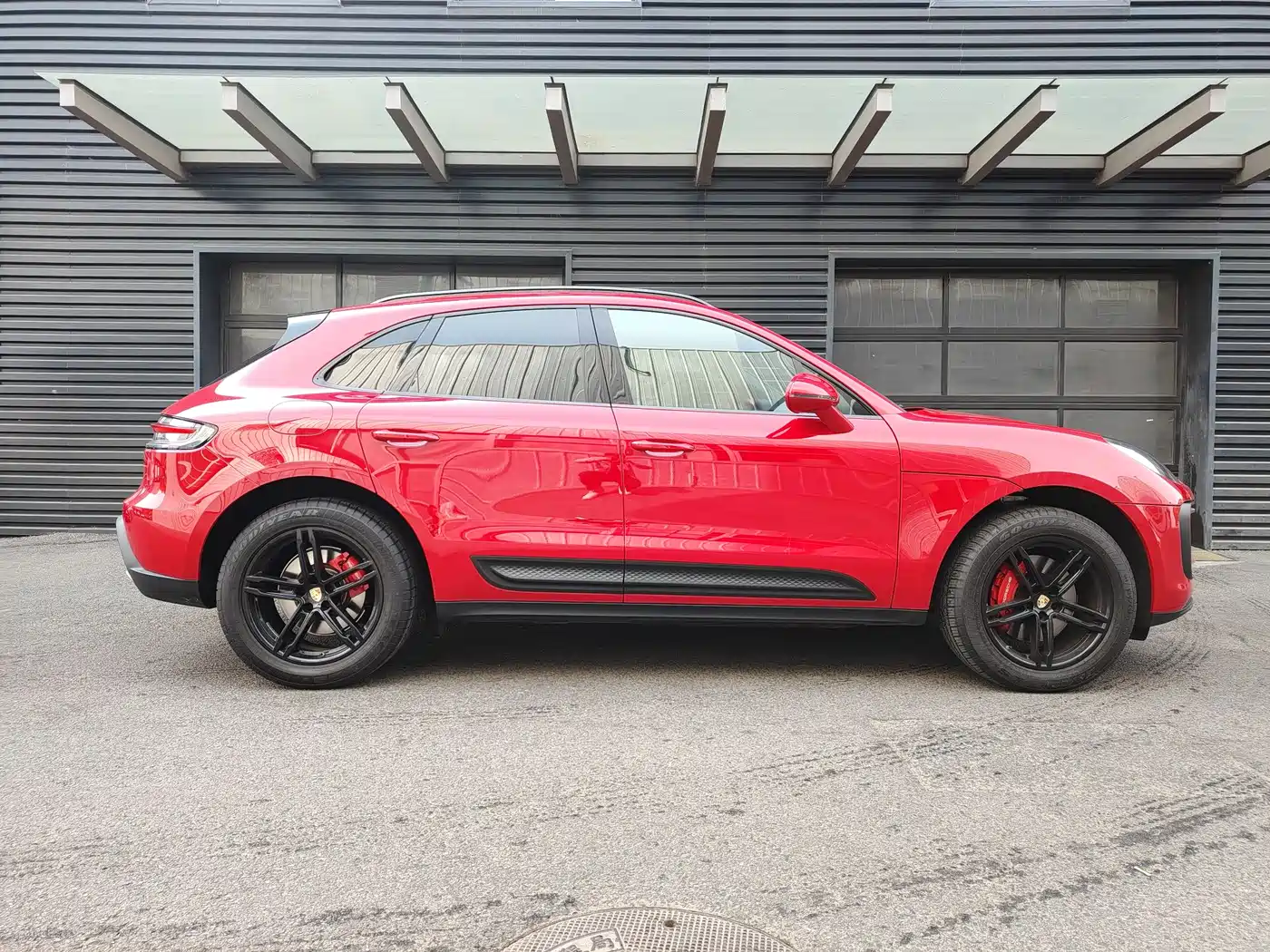 Porsche Macan 2024 Macan 2.0T фото 4