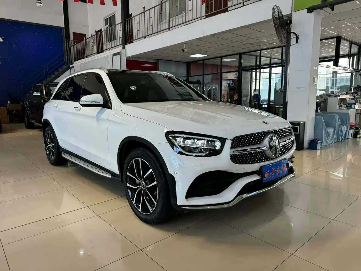 Mercedes-Benz GLC 2020 Facelift GLC 260 L 4MATIC Luxury фото 3