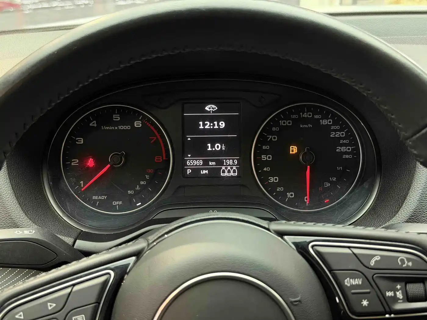 Audi Q2L 2018 35 TFSI Launch Exclusive Edition China VI фото 17