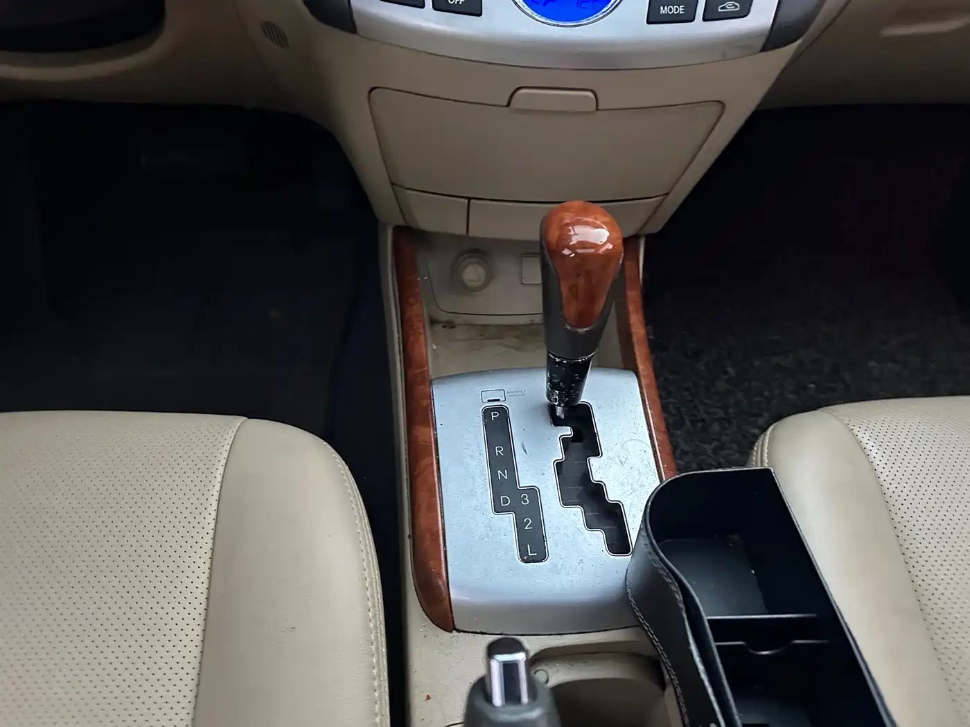 Hyundai Elantra 2008 1.6L AT GLS фото 10