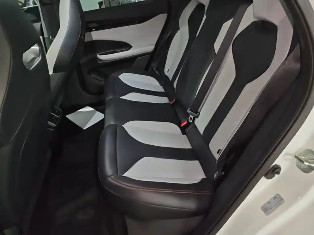 Changan UNI-V iDD 2025 2024 Blue Whale Smart iDD 136km Smart Cool