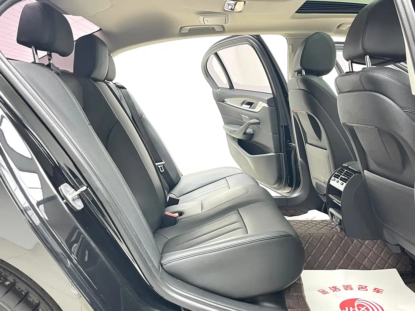 BMW 5 Series 2018 525Li Luxury Package фото 11