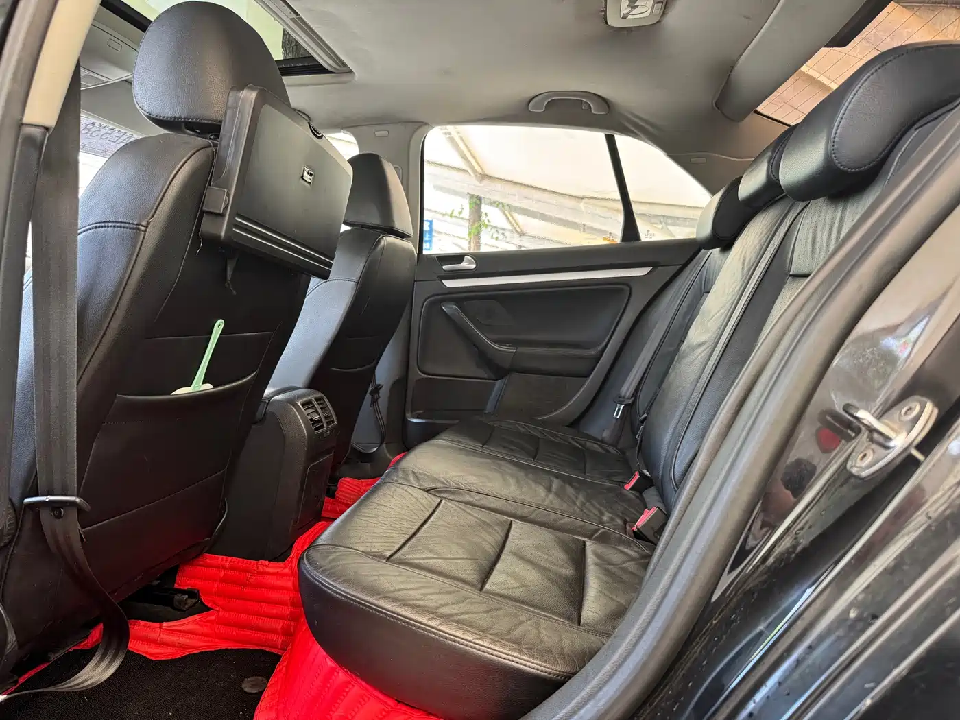 Volkswagen Sagitar 2011 2011 1.4TSI Manual Luxury