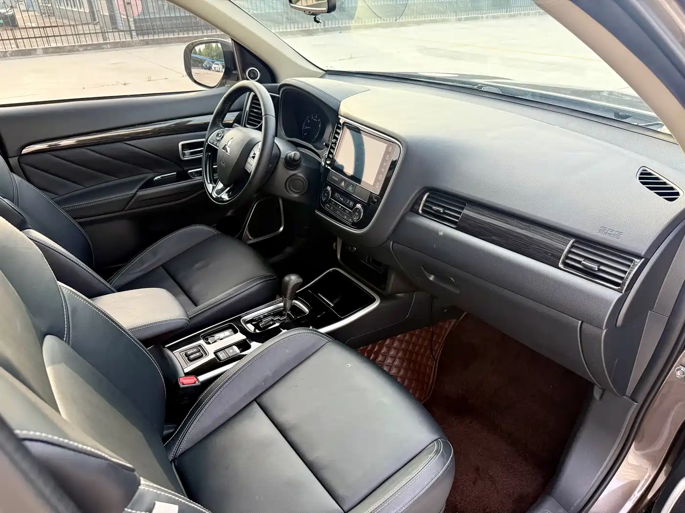 Mitsubishi Outlander 2021 2.0L FWD Comfort Edition 5-seater фото 18