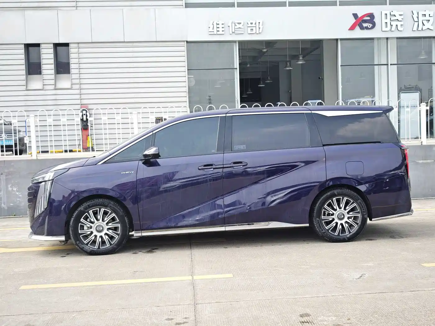 GAC Trumpchi Trumpchi E9 2023 E9 MAX фото 4