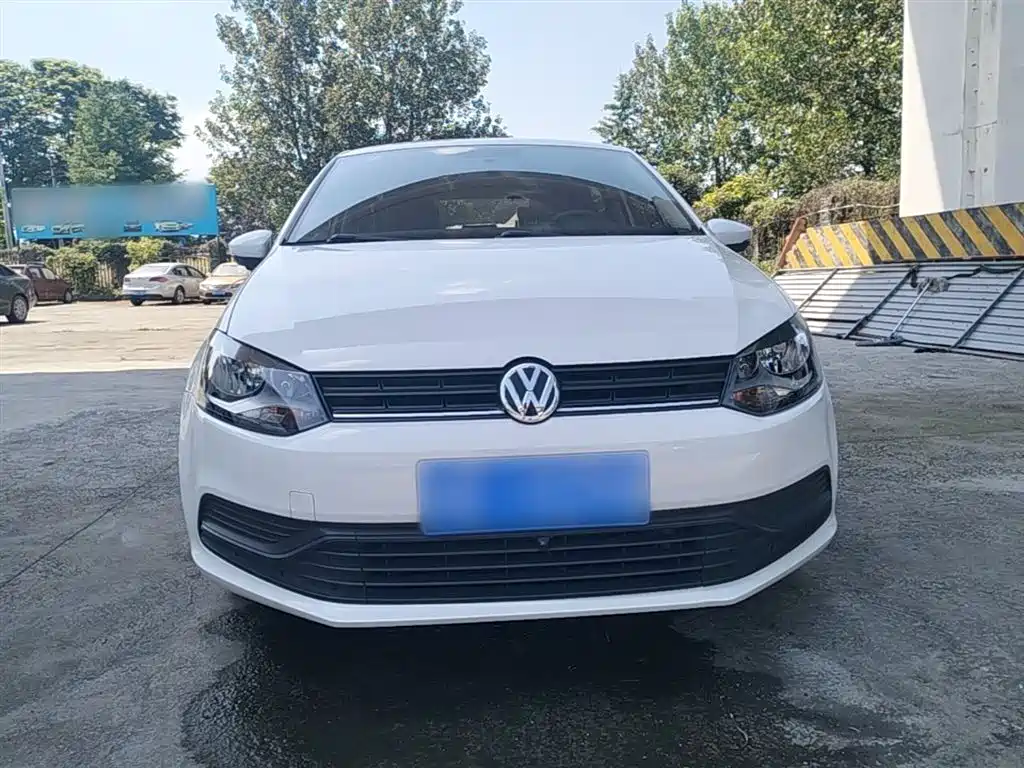 Volkswagen Polo 2018 1.5L Auto Safe Drive фото 3