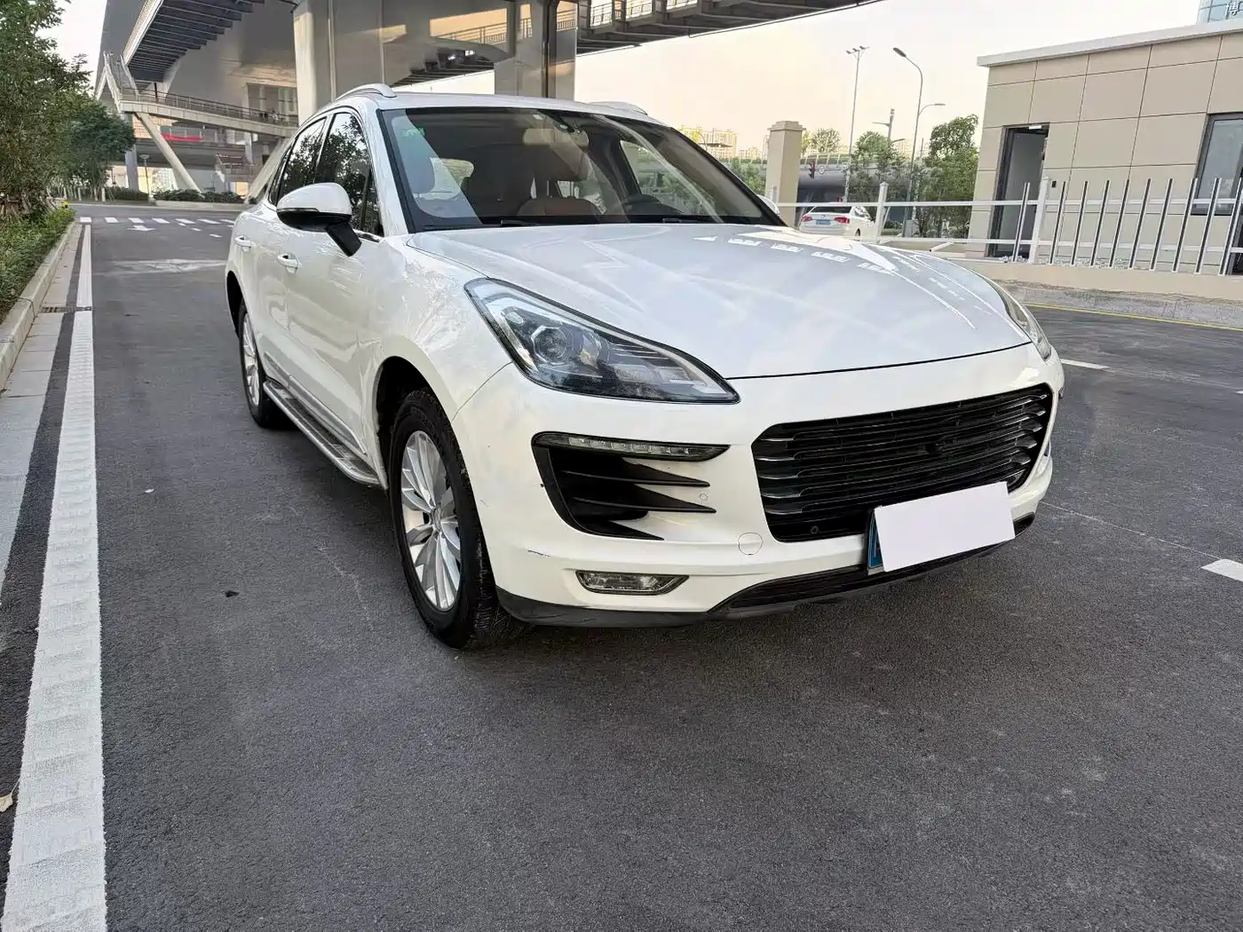 Zotye SR9 2017 2017 2.0T Auto Ultimate Light Edition