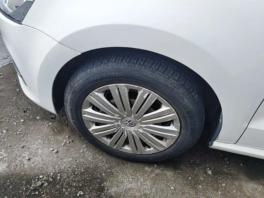 Volkswagen Polo 2016 1.6L Automatic Comfort фото 23