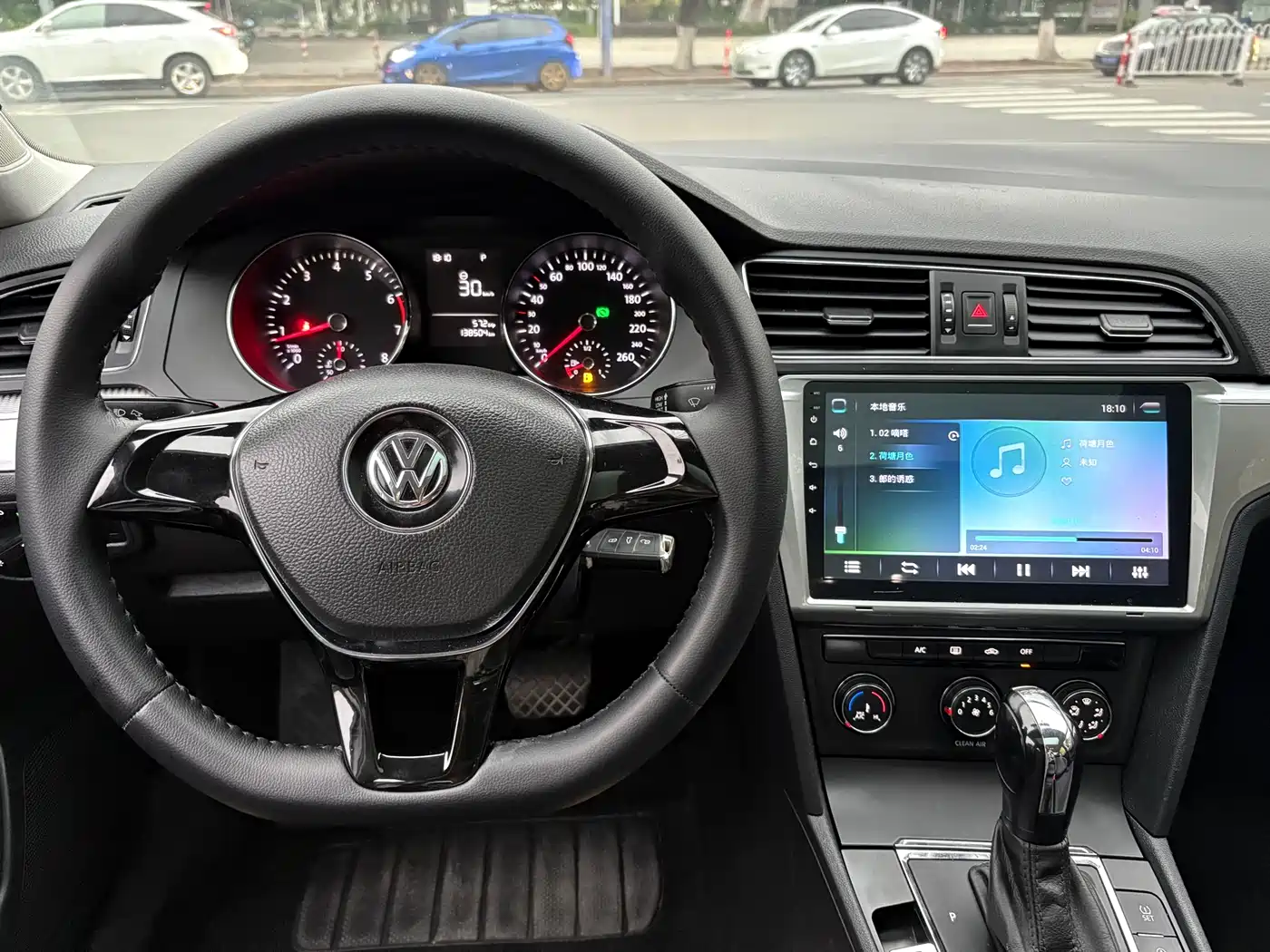 Volkswagen Lamando 2017 230TSI DSG Trend Edition фото 17