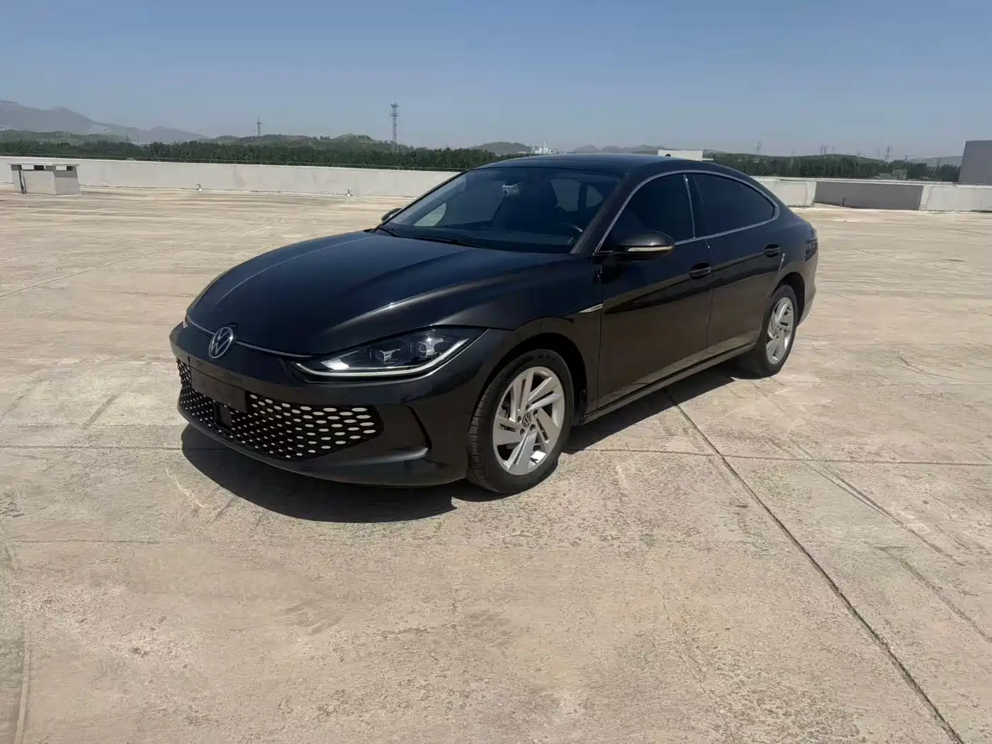 Volkswagen Lamando 2022 Lamando L 280TSI DSG Sporty Edition