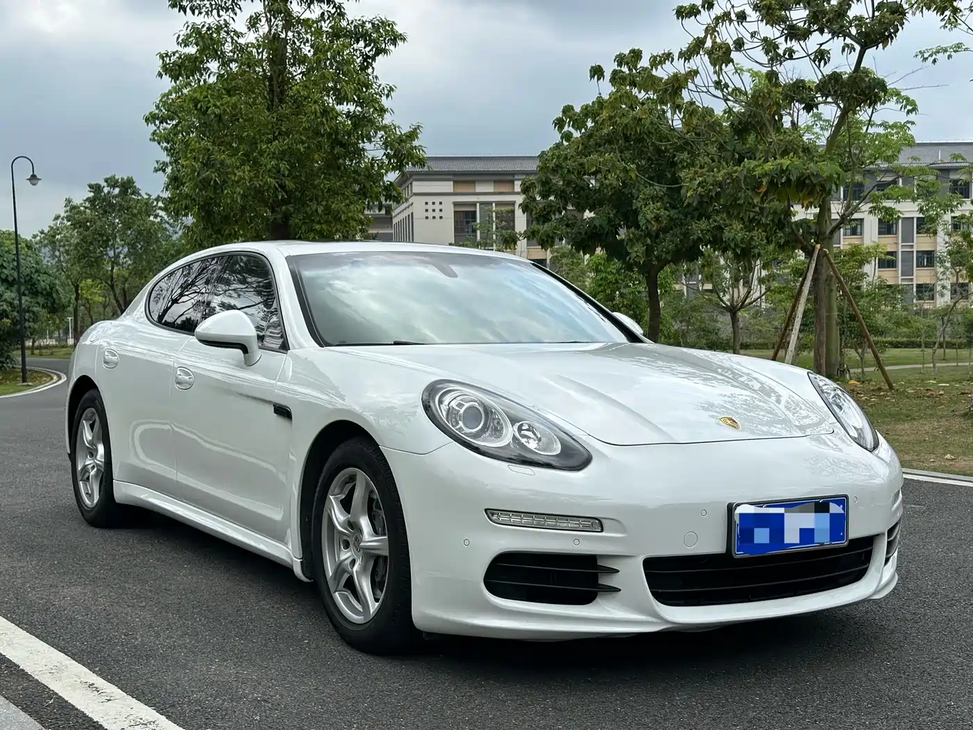 Porsche Panamera 2014 Panamera 3.0T фото 3