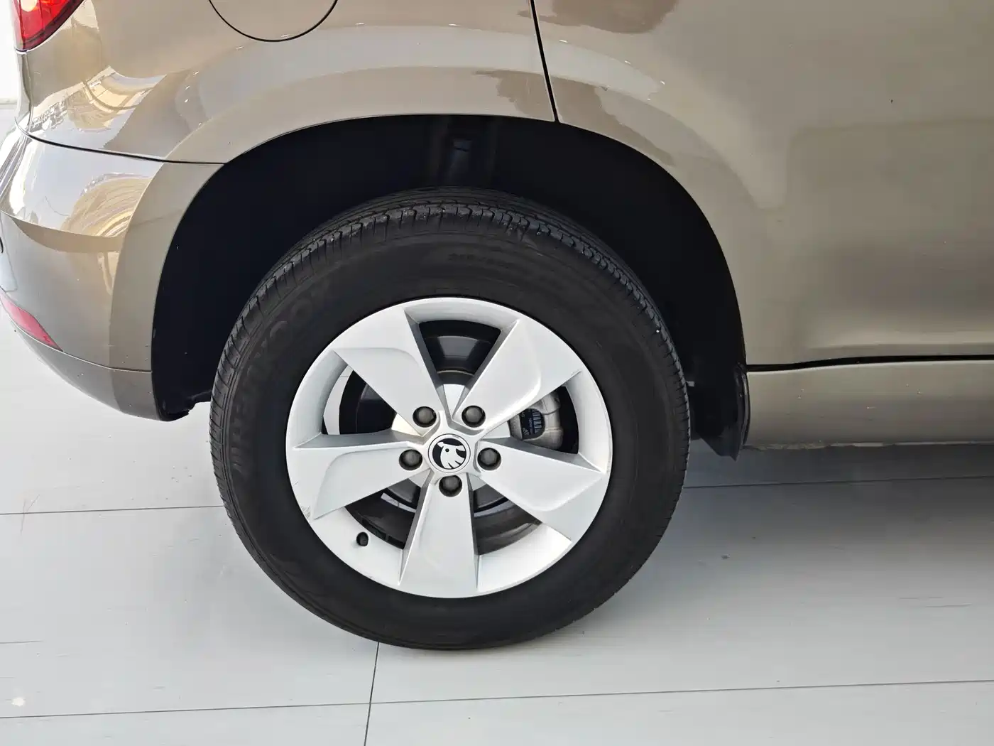 Škoda Yeti 2017 TSI280 DSG Advance фото 27