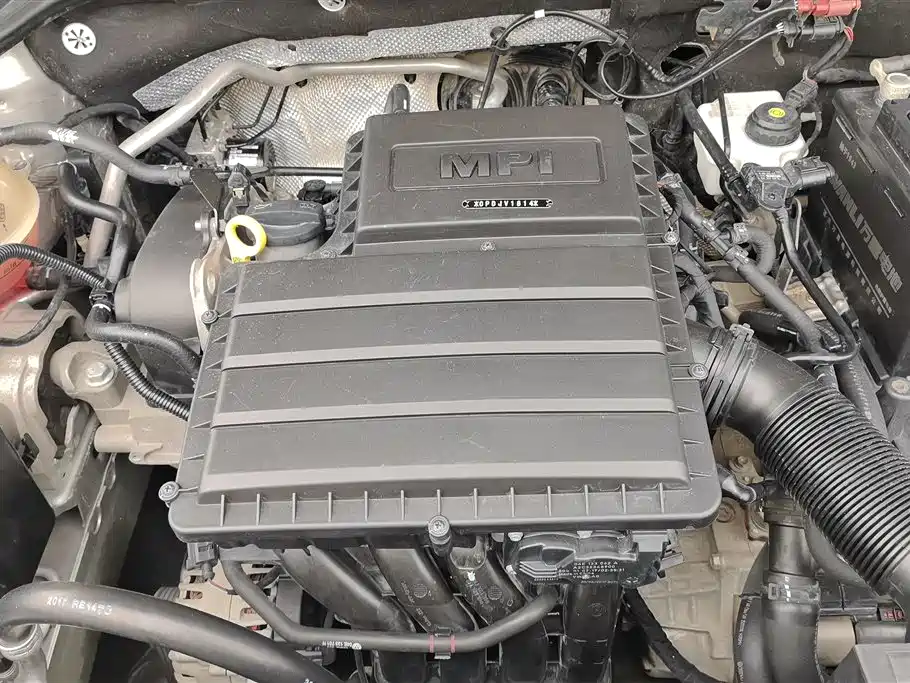 Volkswagen Sagitar 2017 1.6L Automatic Comfort фото 10
