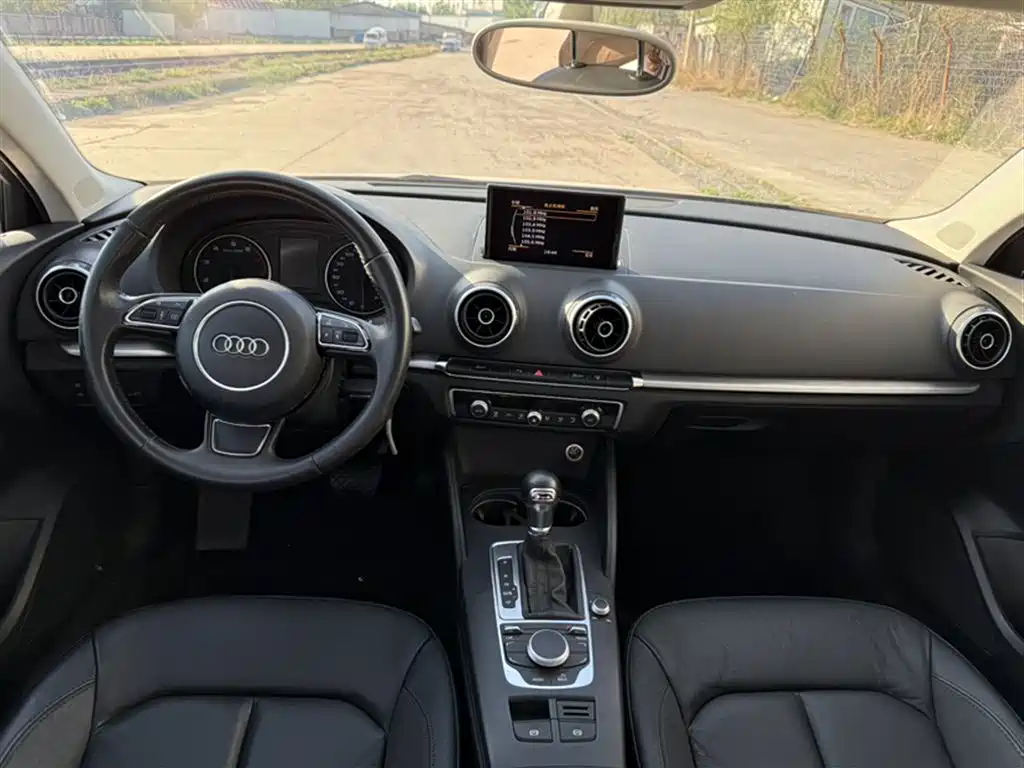 Audi A3 2015 Limousine 35 TFSI Millionth Anniversary Comfort Enjoyment Type фото 8