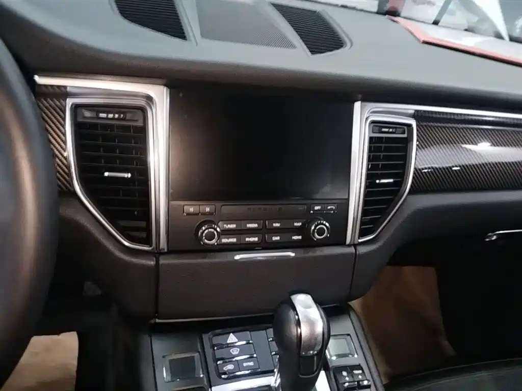 Porsche Macan 2017 Macan 2.0T фото 13