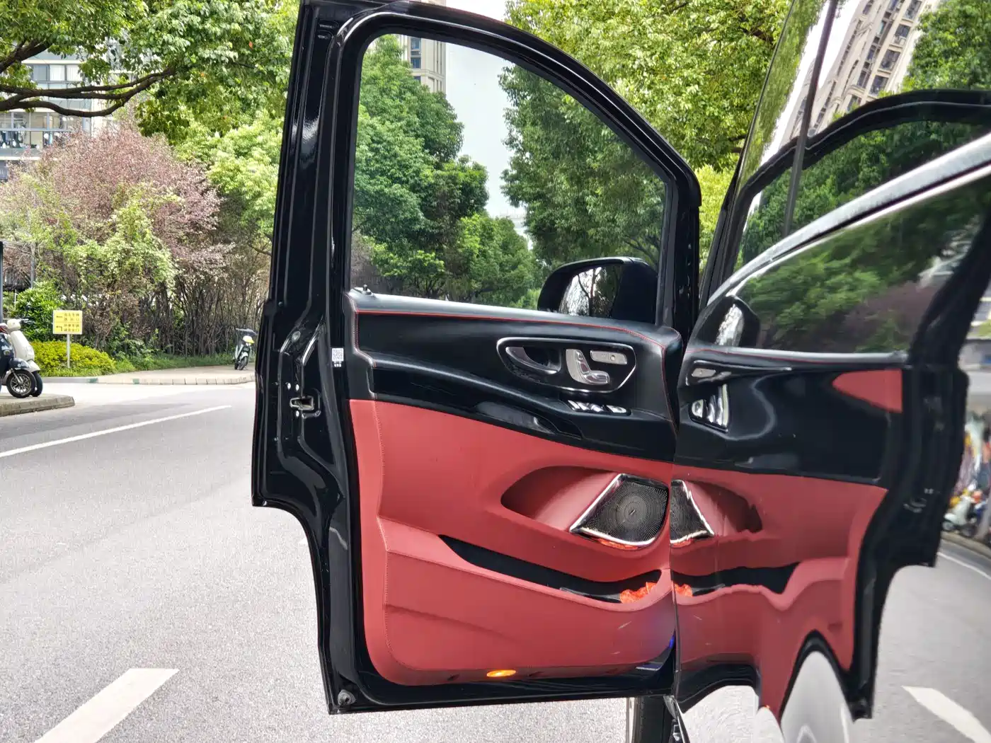 Mercedes-Benz Vito 2018 2.0T Business Edition China VI фото 6