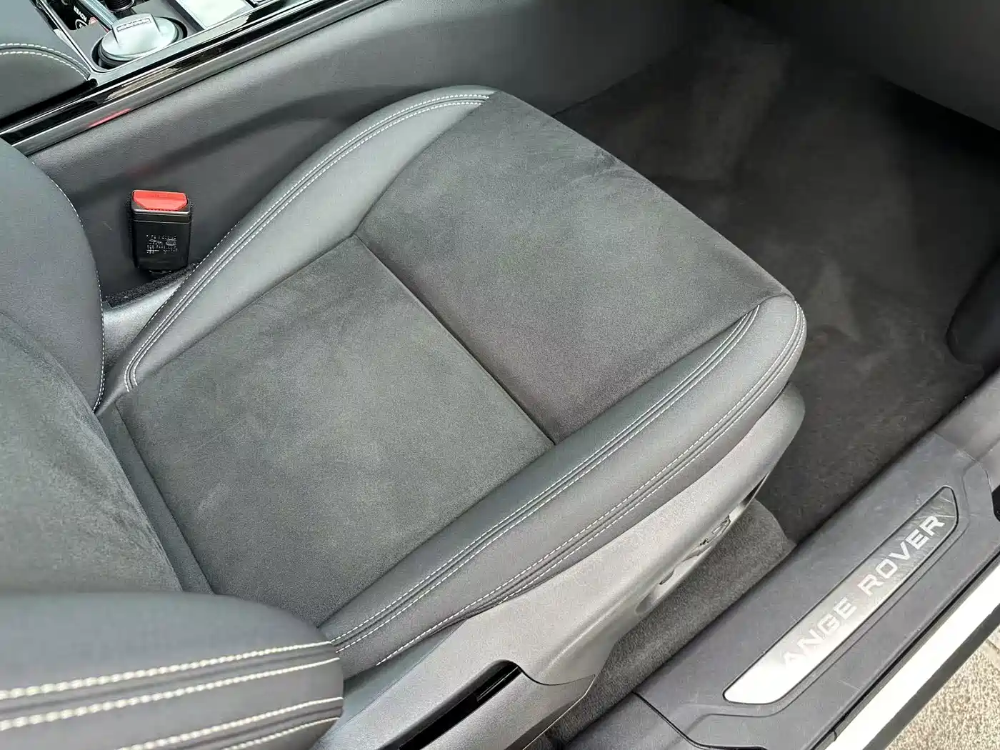 Land Rover Range Rover Velar 2023 2023 250PS