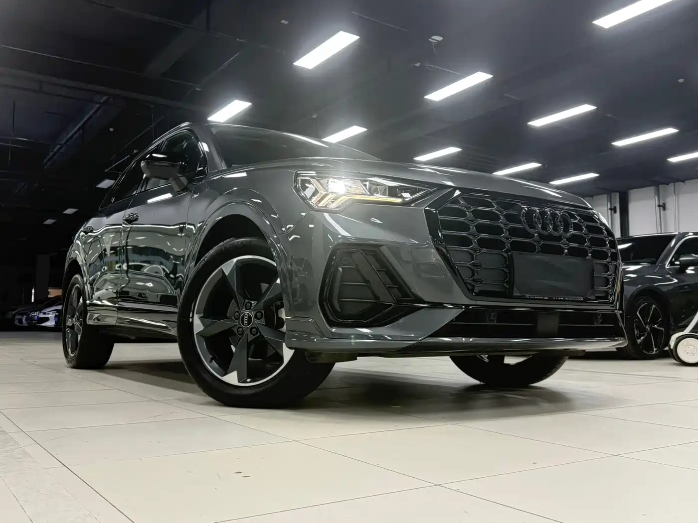 Audi Q3 2022 35 TFSI Fashion Dynamic фото 2