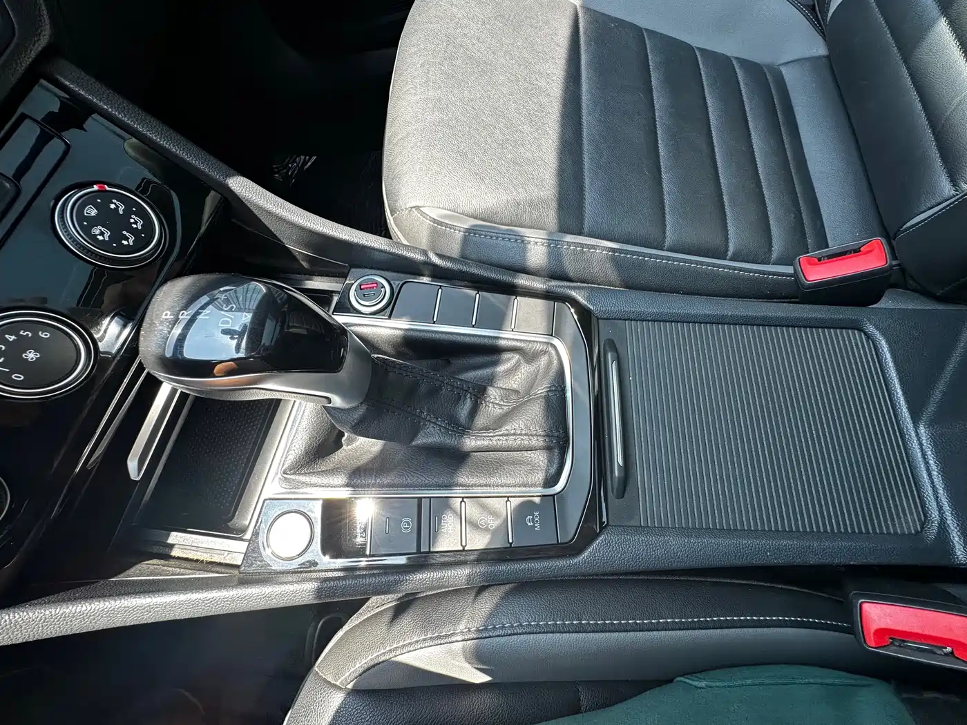Volkswagen Sagitar 2021 280TSI DSG Comfort Smart Connect Edition фото 13