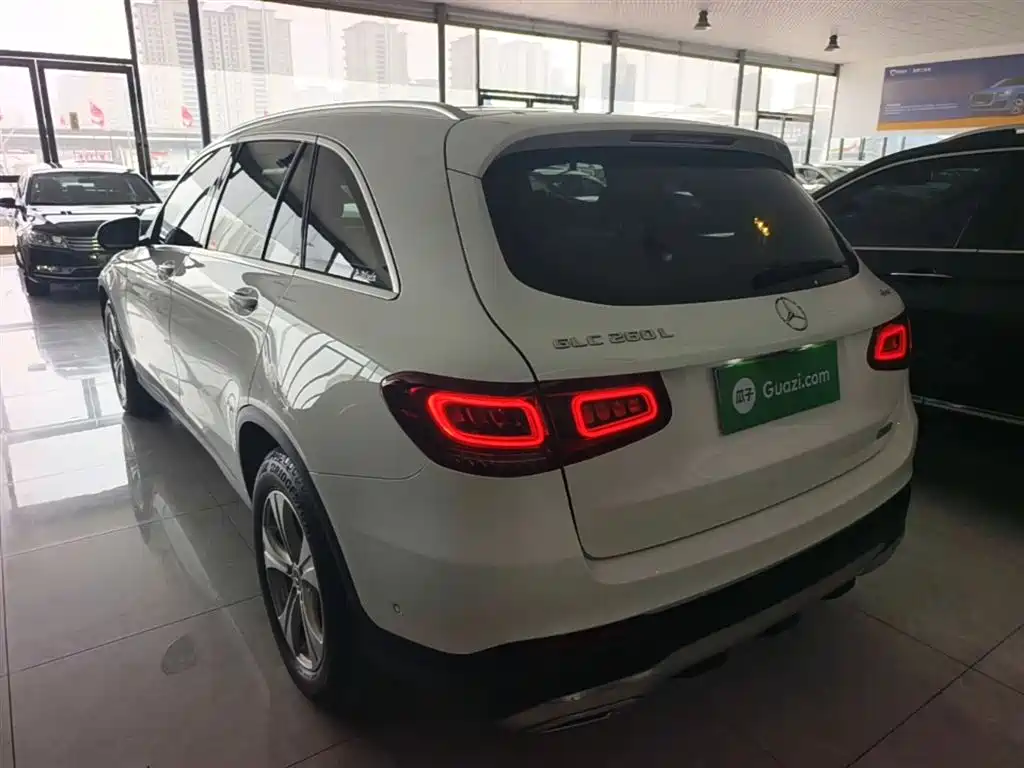Mercedes-Benz GLC 2020 GLC 260 L 4MATIC Dynamic фото 5