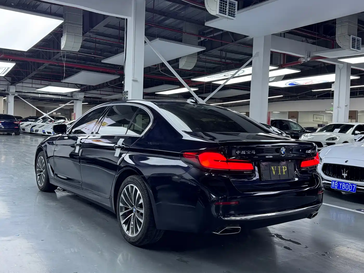 BMW 5 Series 2021 525Li Luxury Package фото 16