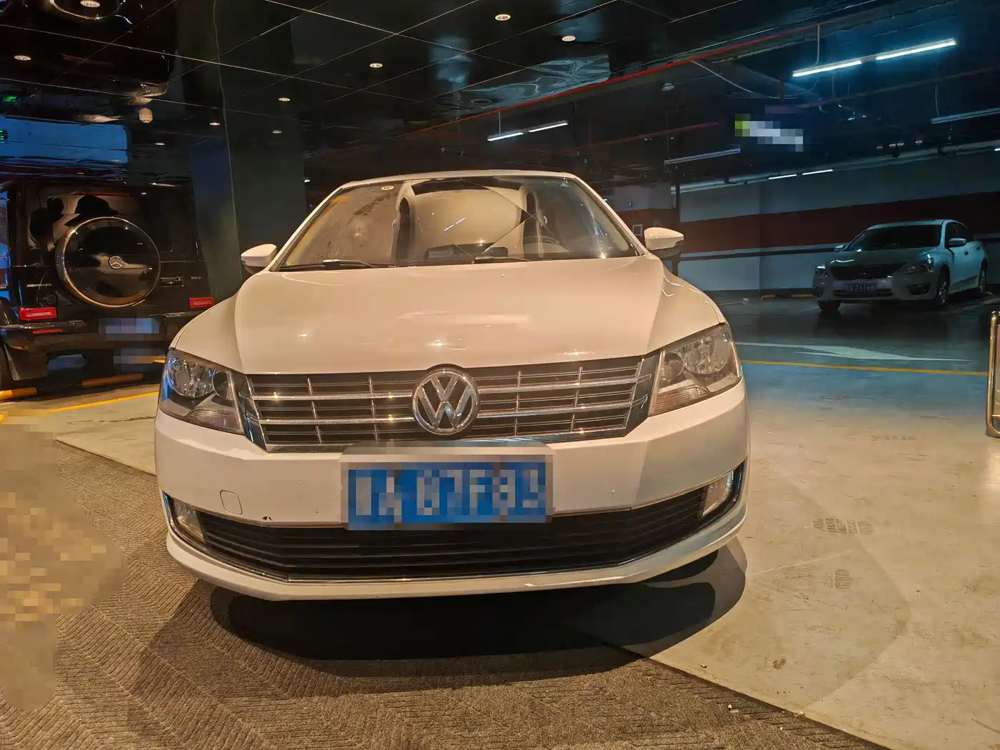 Фото 2 - Volkswagen Lavida
