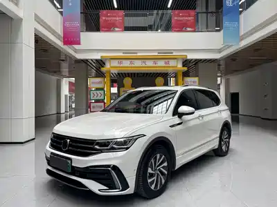 Volkswagen Tiguan L PHEV