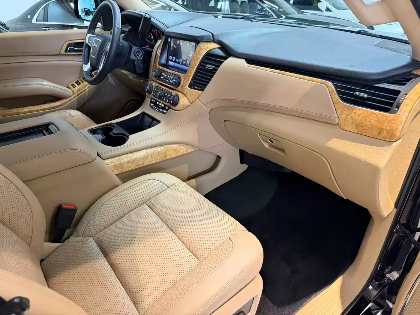 Daolangge GMC Yukon 2018 2016 Model 5.3L XL Luxury Premium Extended 4WD