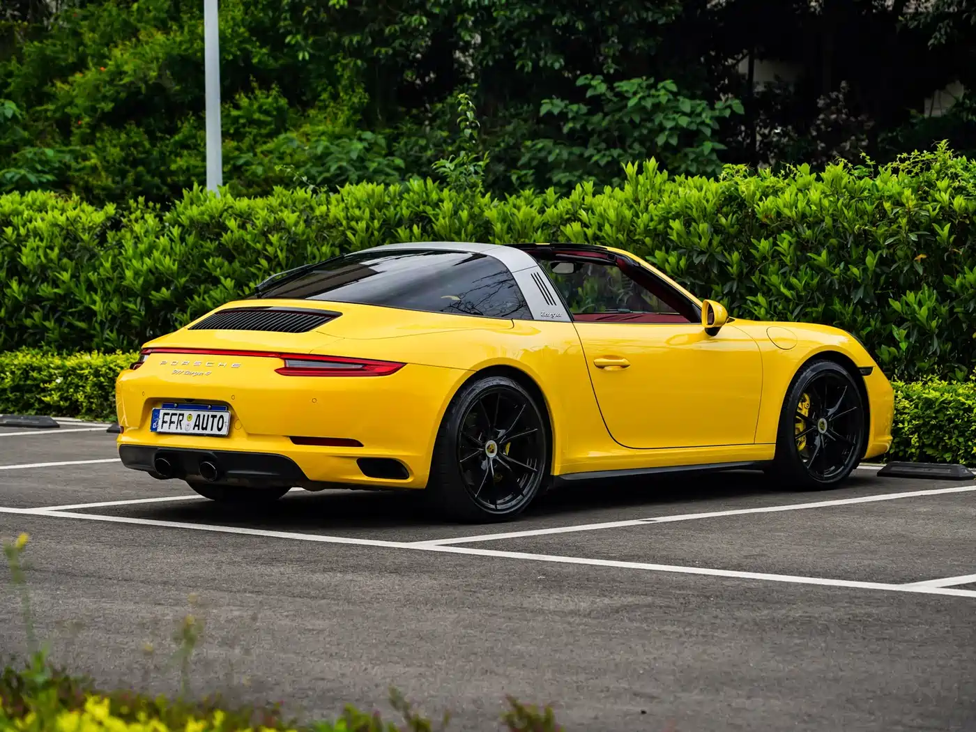 Фото 35 - Porsche 911