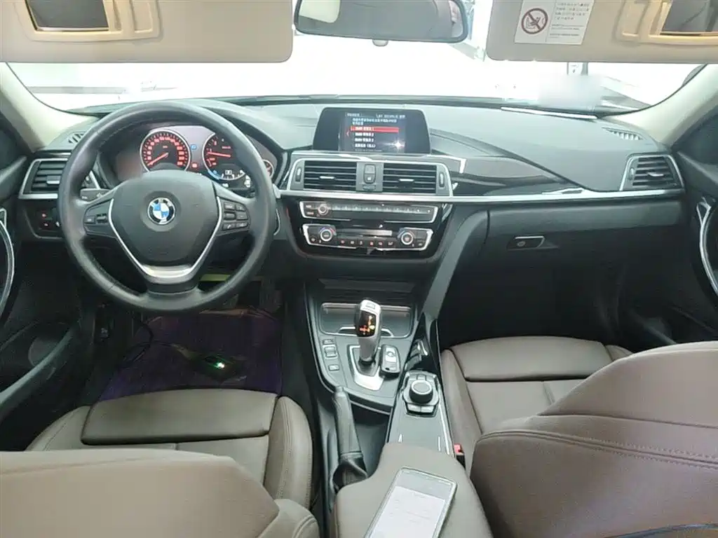 BMW 3 Series 2018 320Li Fashion Style фото 10