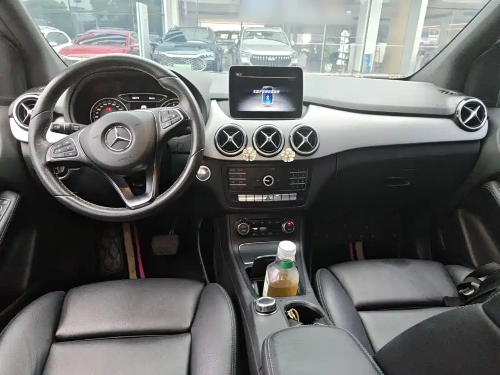 Фото 10 - Mercedes-Benz B-Class
